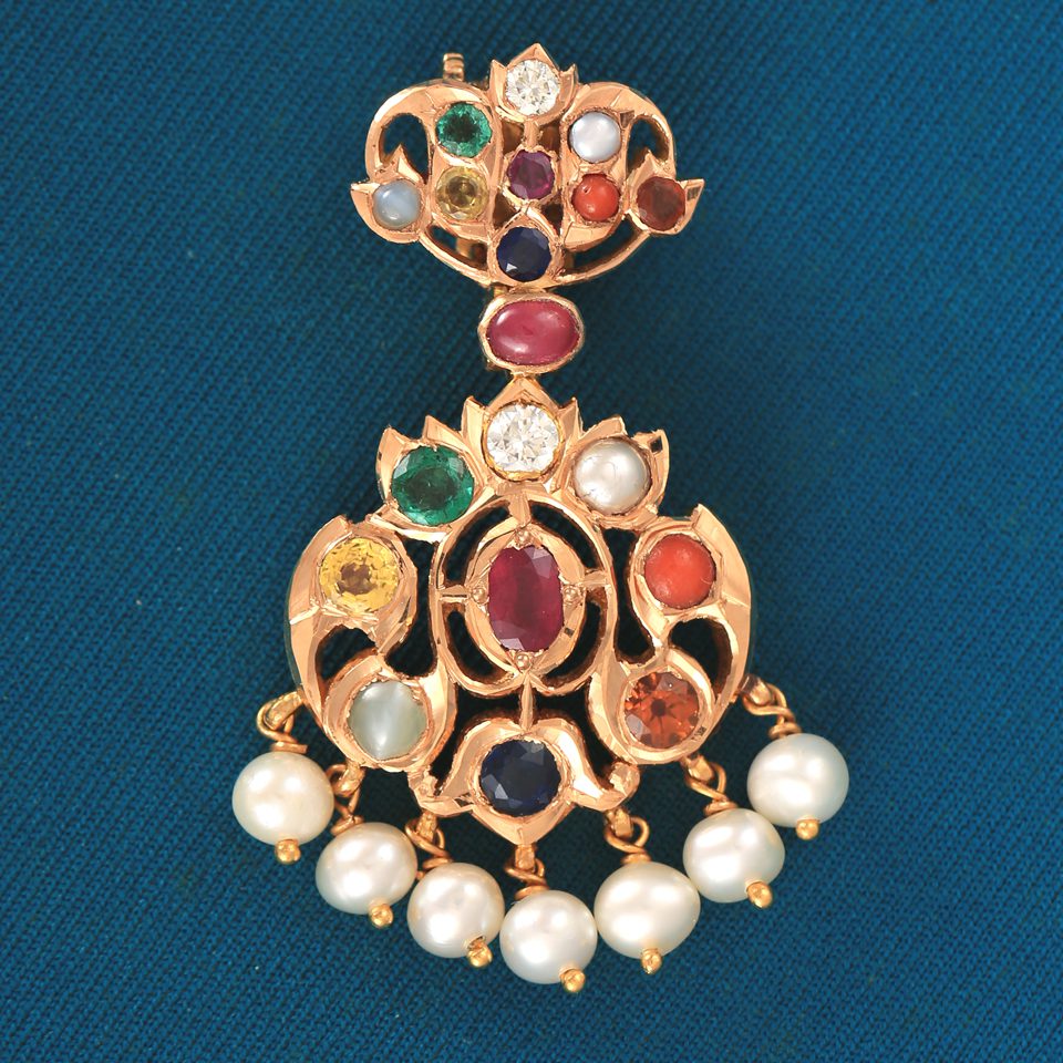 KMN 167 - Traditional Navaratna Pendant