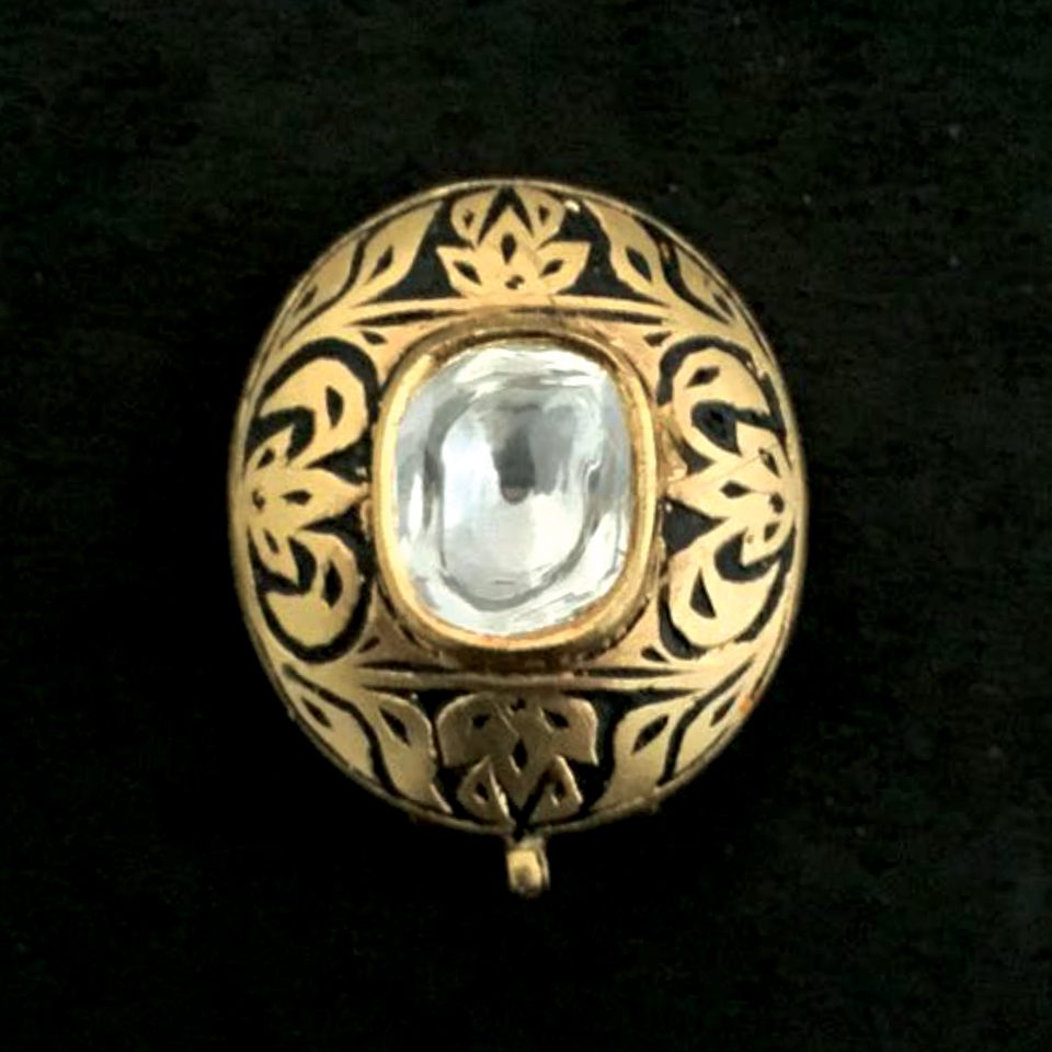 KMN 168 - Extremely Unique Uncut Diamond Stud