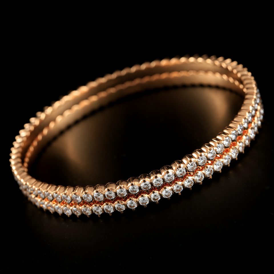 KMN 171 - Exquisite Single Stone Diamond Bangle