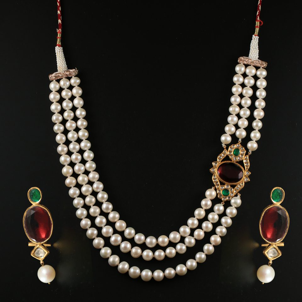 KMN 172 - Contemporary Garnet & Uncut Diamond Set