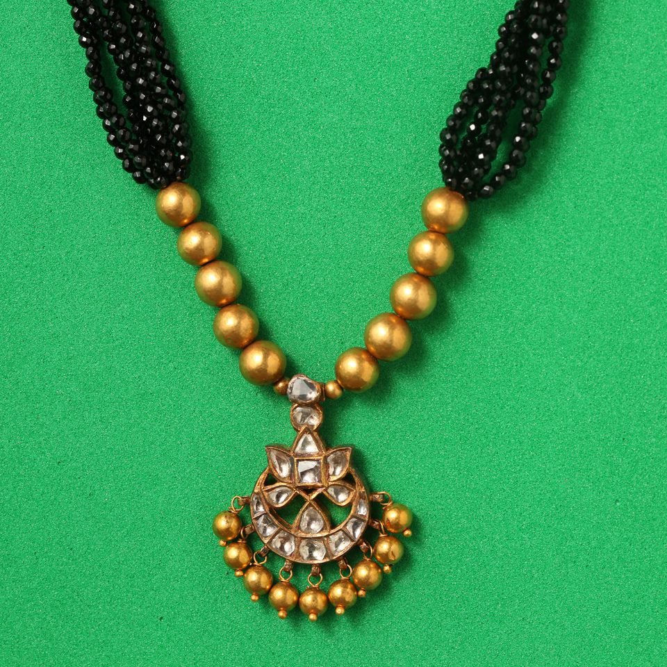 KMN 176 - Uncut Diamond Pendant with Black Beads