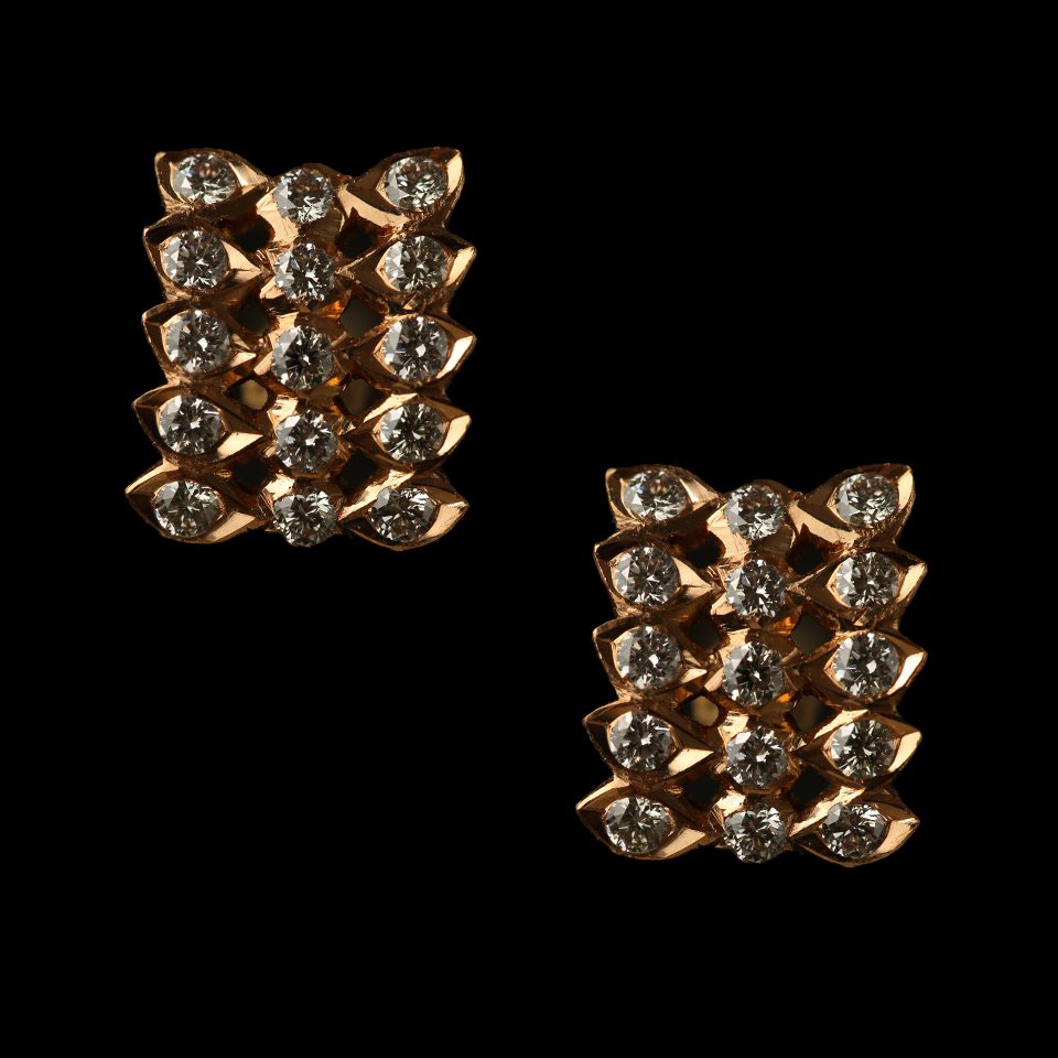KMN 191 - Contemporary Diamond Earrings