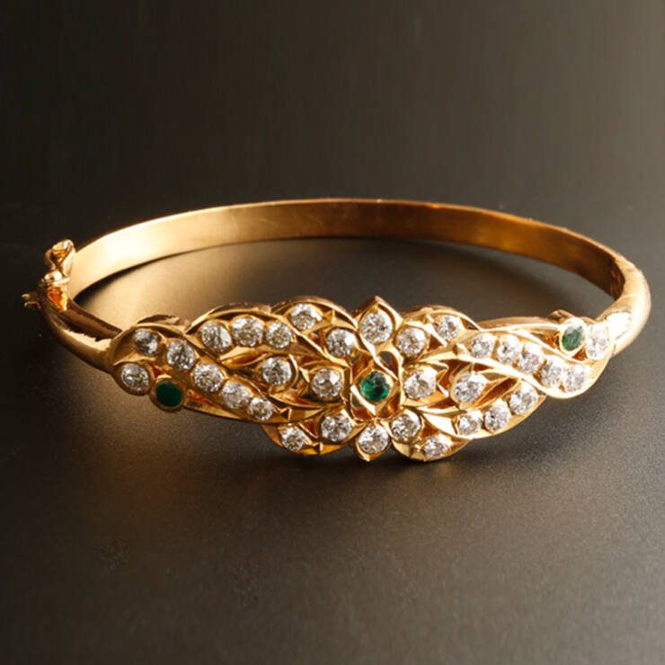 KMN 240 - Antique Diamond and Emerald Bracelet