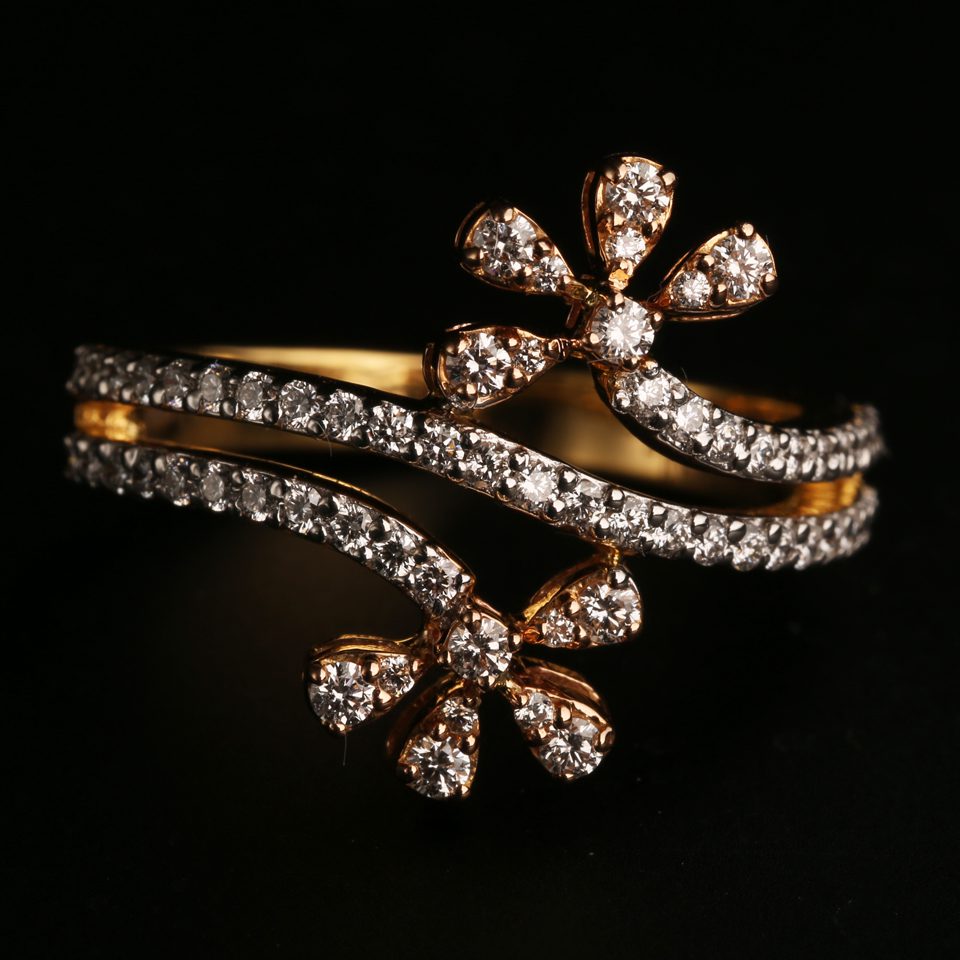 KMN 246 - Contemporary Diamond Ring