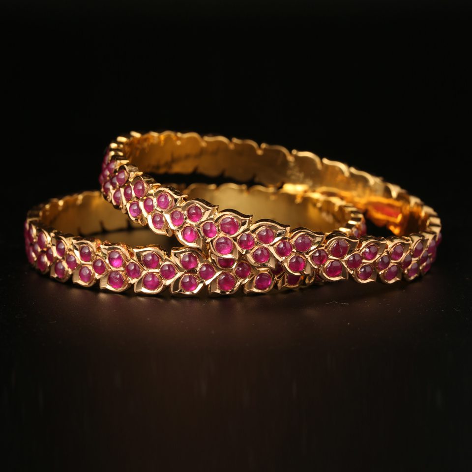KMN 247 - Elegant Ruby Bangle
