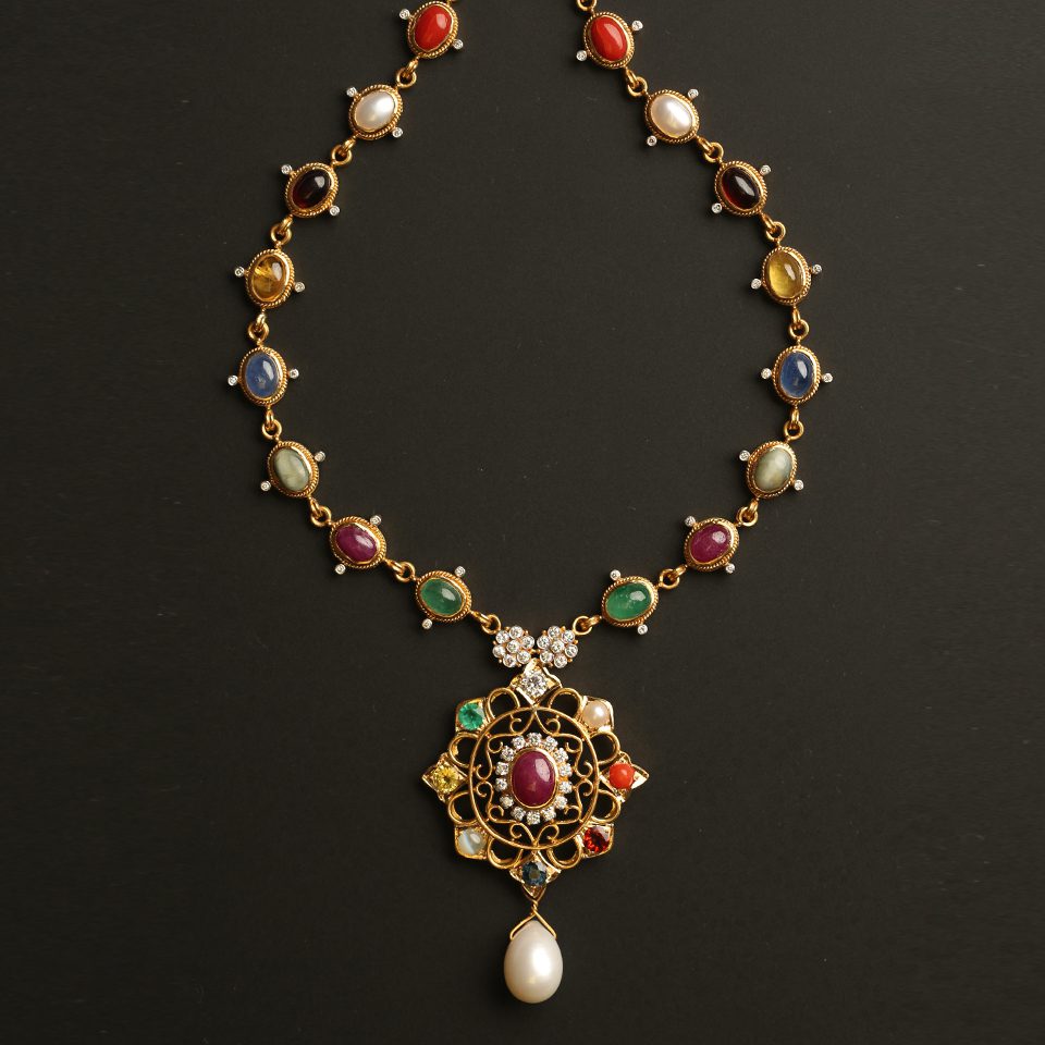 KMN 259 - Navaratna Haaram