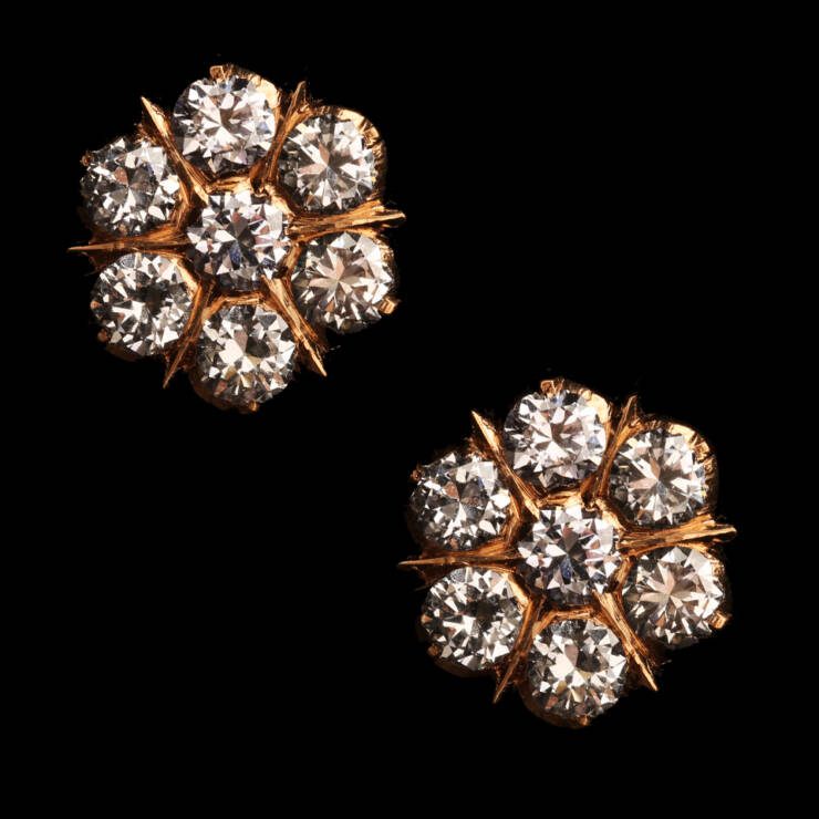 KMN 264 - Classical Seven Stone Diamond Earring