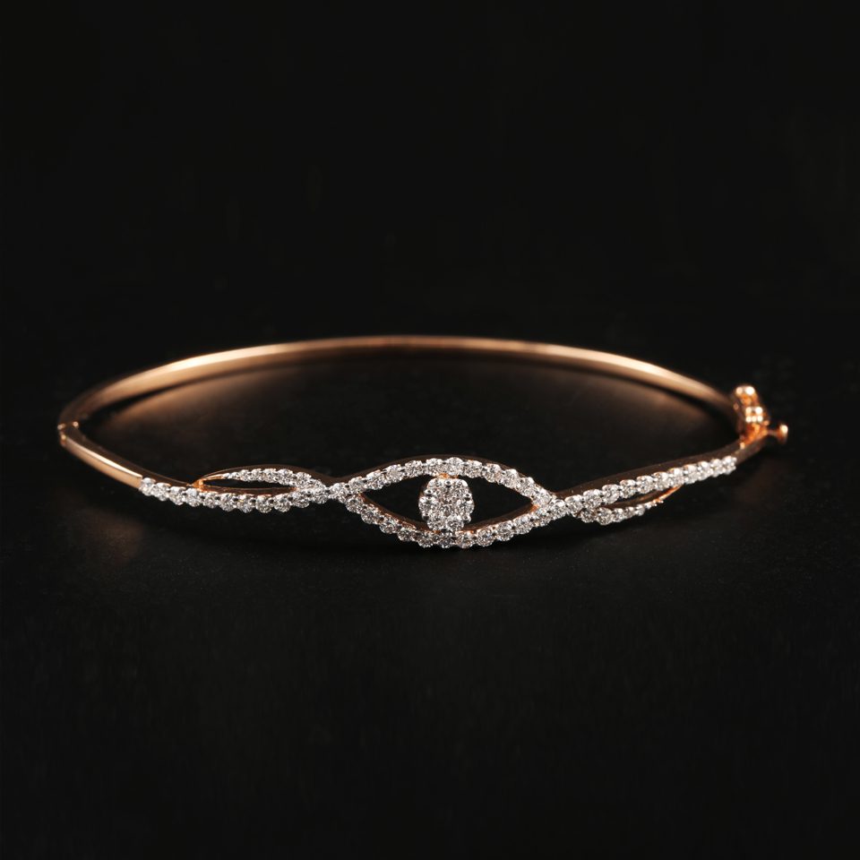 KMN 288 - Sleek Diamond Bracelet