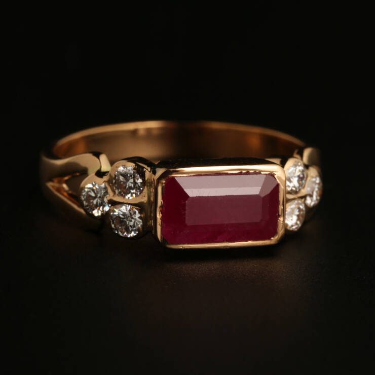 KMN 294 - Elegant Diamond Embellished Ruby Ring